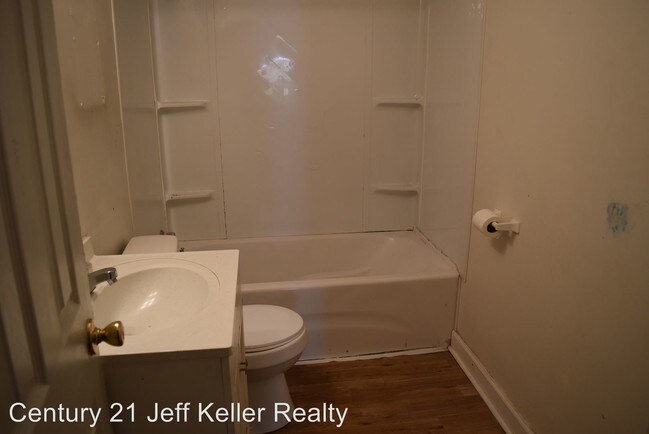 Building Photo - 3028 Storey Dr