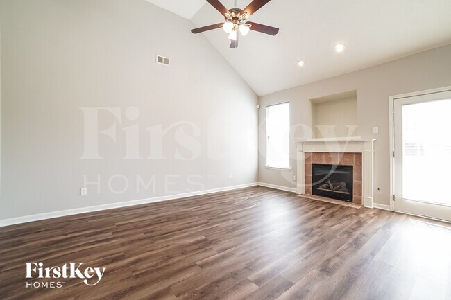 Building Photo - 5515 Southern Peake Dr