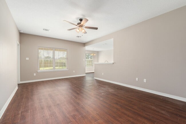 Foto del edificio - Newly Renovated 3 bed, 2 bath home on cul-...