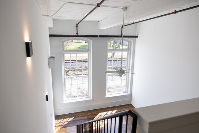 Foto del edificio - Overton Lofts