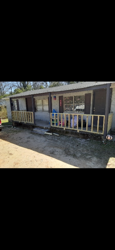 Primary Photo - 1247 Hall St