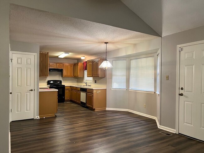 Building Photo - 16 Scarlet Maple Ct., Little Rock AR 72223...