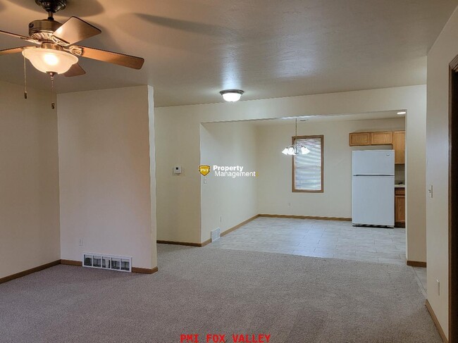 Building Photo - Charming 2 Bedroom Condo in the Heart of B...