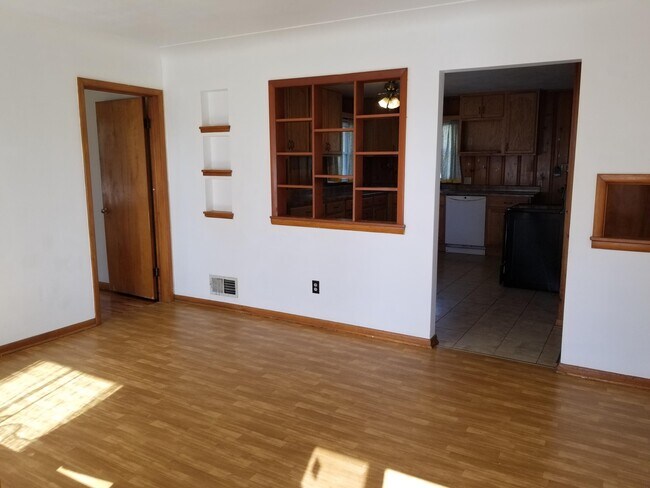 Foto del edificio - 105 Riverside Dr