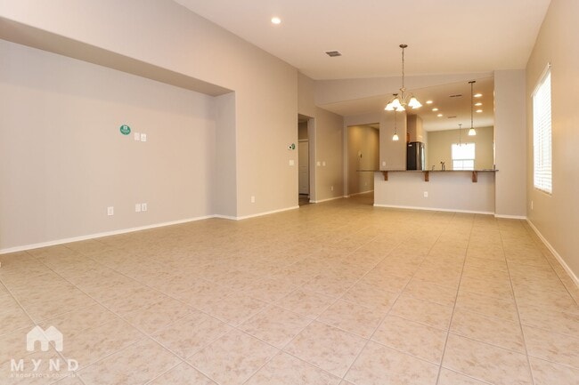 Foto del edificio - 2745 E Mews Rd