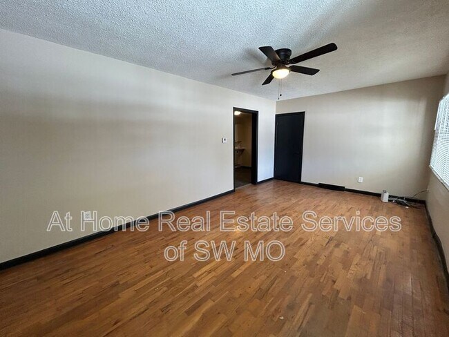 Building Photo - 2755 E Bennett St