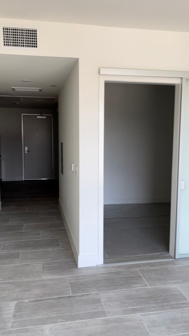 Building Photo - 3766 Motor Ave