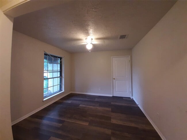 Foto del edificio - 22310 Goldstone Dr