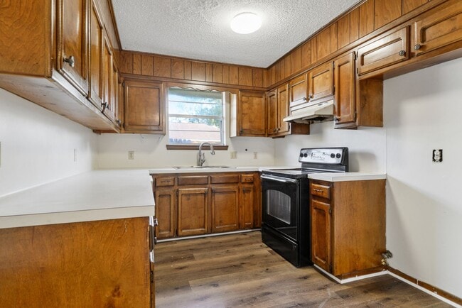Building Photo - House: Perkins Village