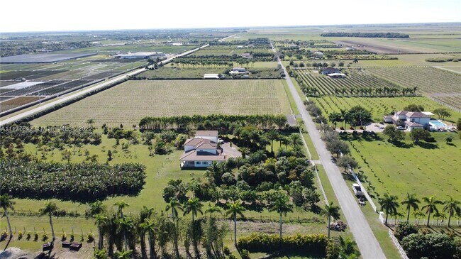 Foto del edificio - 34851 SW 218th Ave