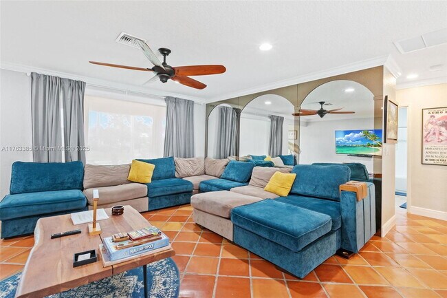 Foto del edificio - 1424 Nautilus Isle