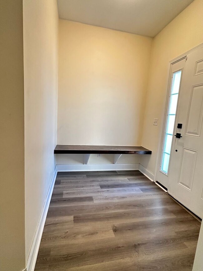 Building Photo - 20 Canyon Oak Loop