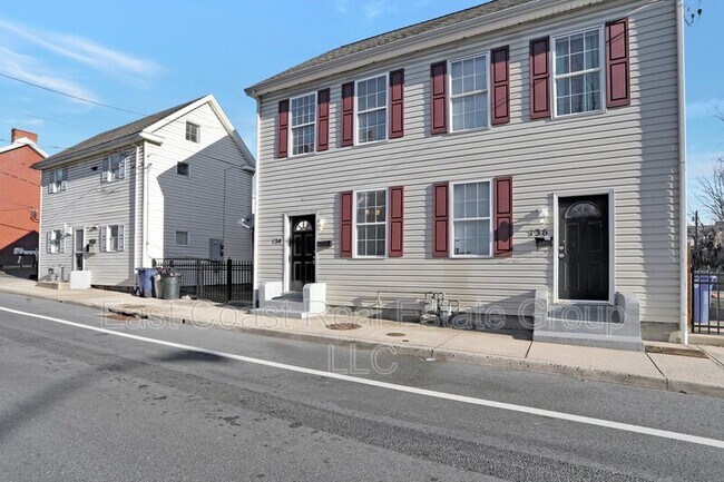Building Photo - 134 East Ave