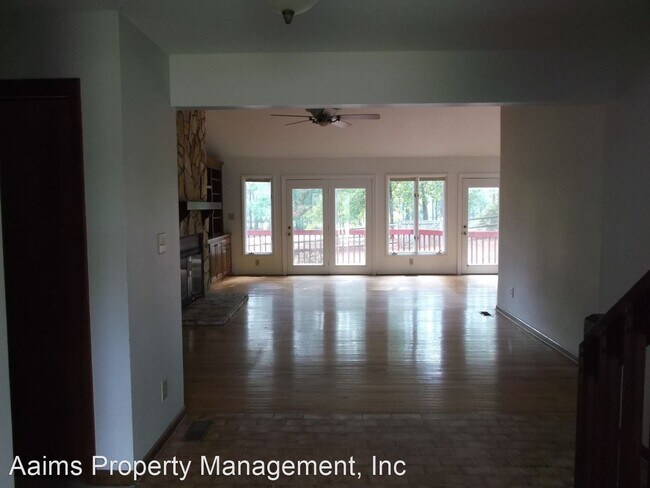 Building Photo - 5 br, 3 bath House - 3004 Stonehenge Ct.