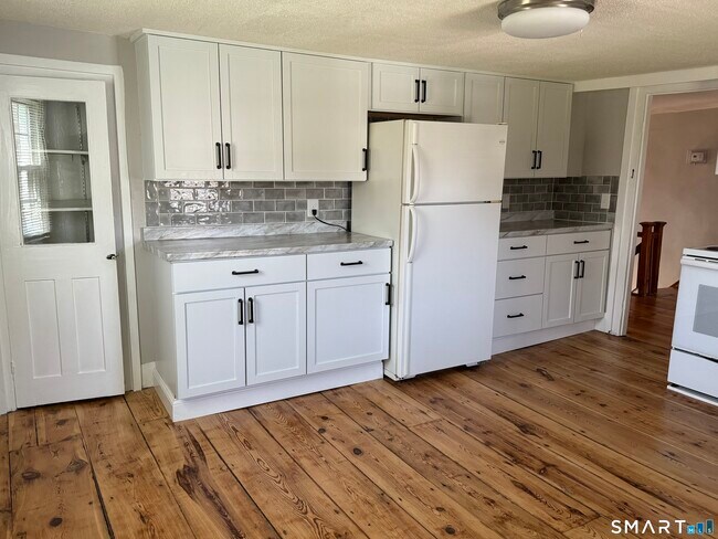 Foto del edificio - 8 Alto Rd