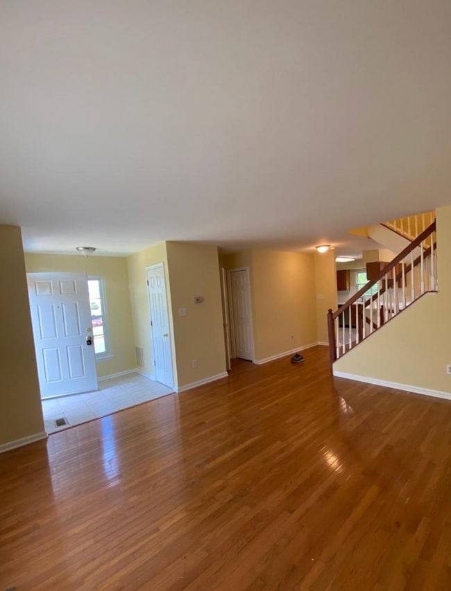 Photo - 46333 Haven Terrace Townhome