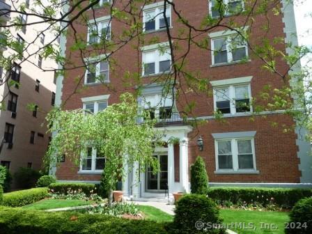 Foto principal - 53 Prospect St