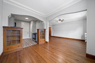 Building Photo - 1425 North Ave