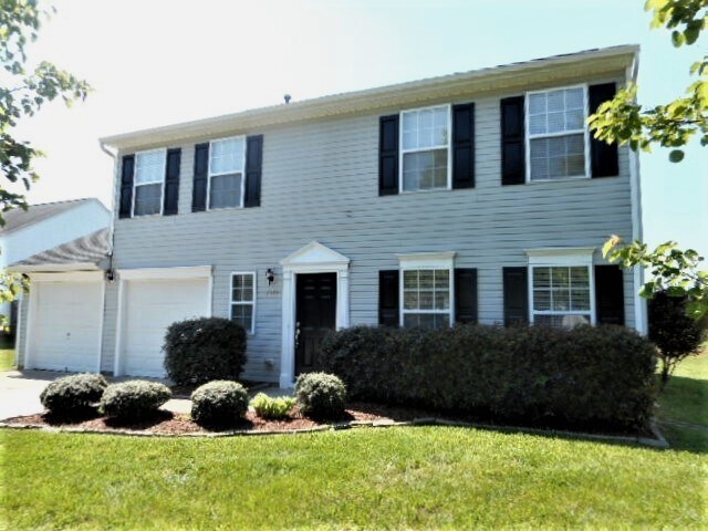 Foto principal - 1208 Scarlett Dr