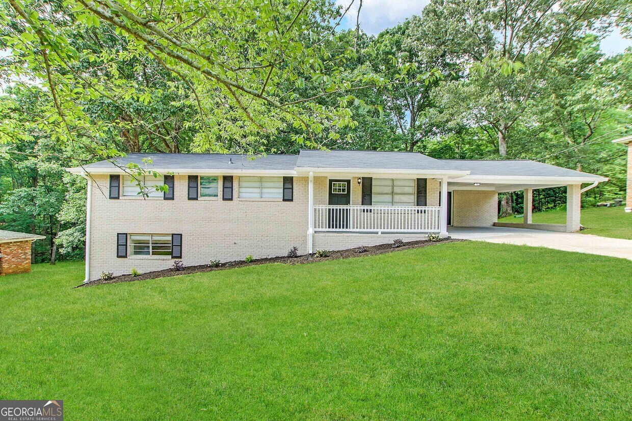 Primary Photo - 5885 S Bear Dr