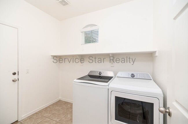 Foto del edificio - 7516 S 27th Pl