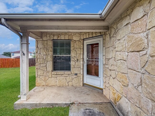Building Photo - 4922 Celtic Cor