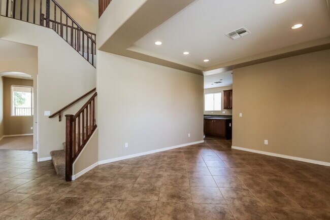 Building Photo - 4261 N 157th Ave