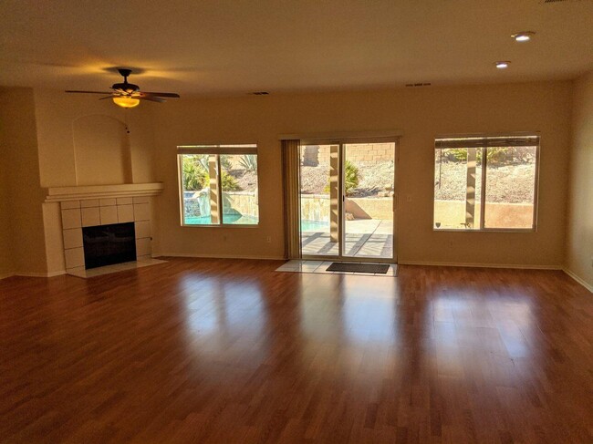 Building Photo - 83160 Shadow Hills Way