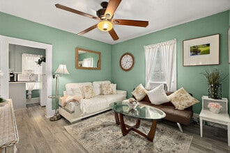 Building Photo - 6 Rohde Ave