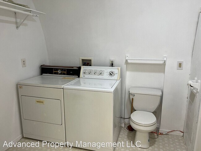 Foto del edificio - 1 br, 1 bath House - 525 EZY Drive  #A