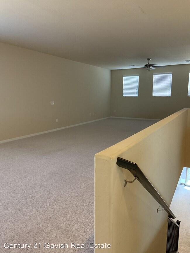 4 br, 3.5 bath House 10940 Hunting Hawk House Rental in Las Vegas