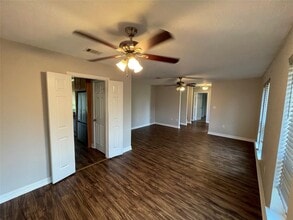 Building Photo - 16510 Oxnard Ln