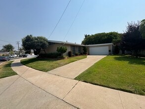 Building Photo - 3001 Admiral Ave