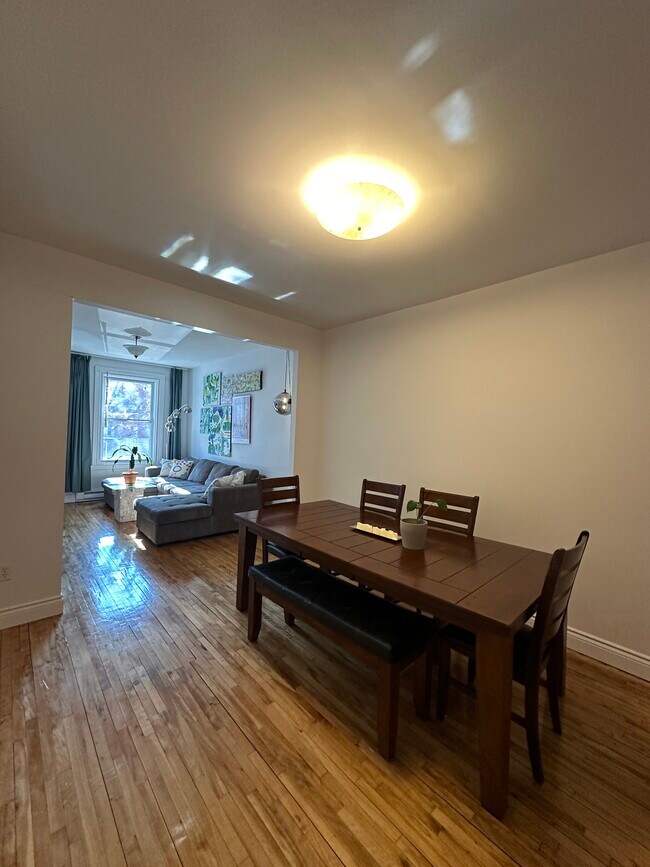 à manger - 5305 Av Des Érables