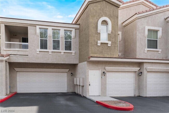 Foto del edificio - 10001 Peace Way