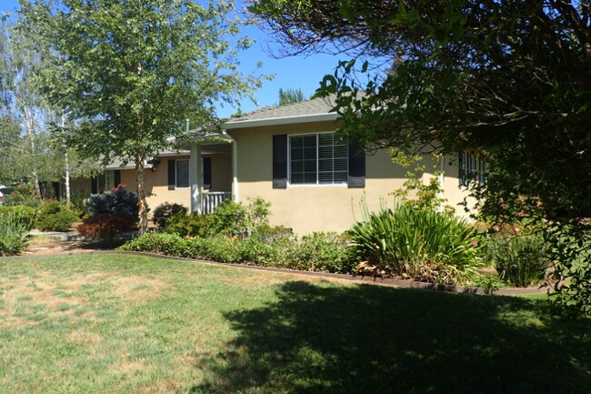 Building Photo - 2931 Tioga Way