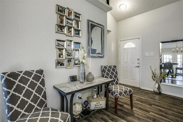 Foto del edificio - 1631 Thomaswood Ln