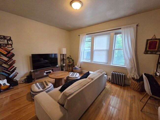 Photo - 10 Wendell St Apartment