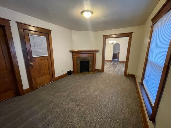 Foto del edificio - 753 E 24th St
