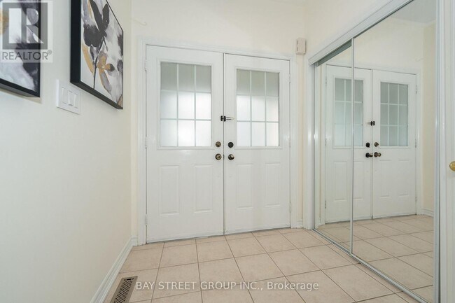 Building Photo - 243 Zokol Dr
