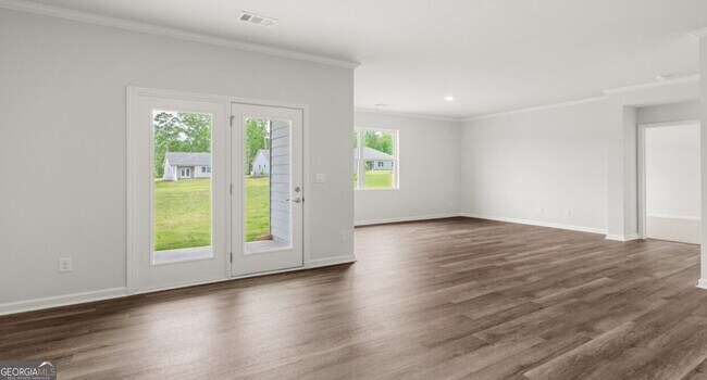 Building Photo - 110 Babcock Dr NE