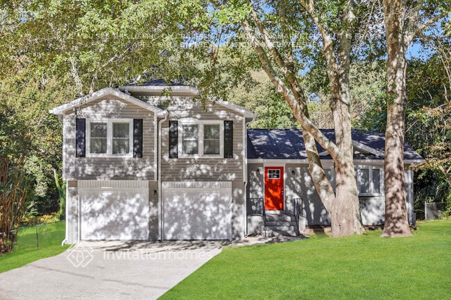 Building Photo - 3049 Larkspur Cir SW