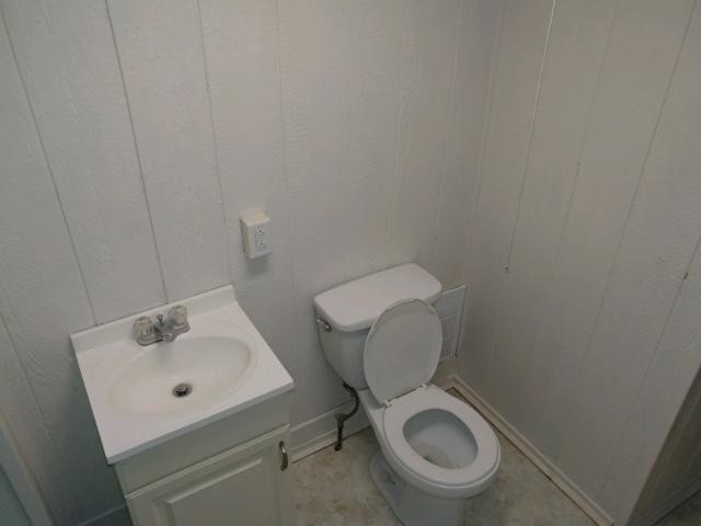 Foto del edificio - 513-513 Wetmore St