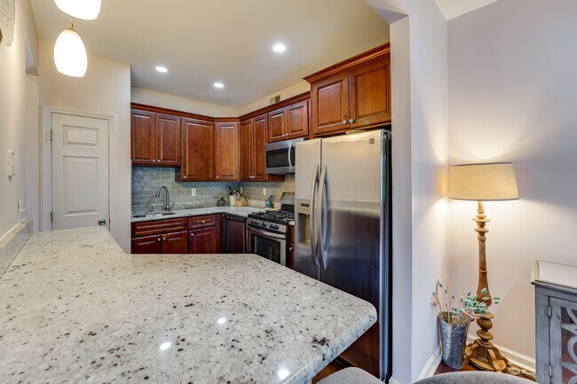 Foto del edificio - 481 Hartford Dr