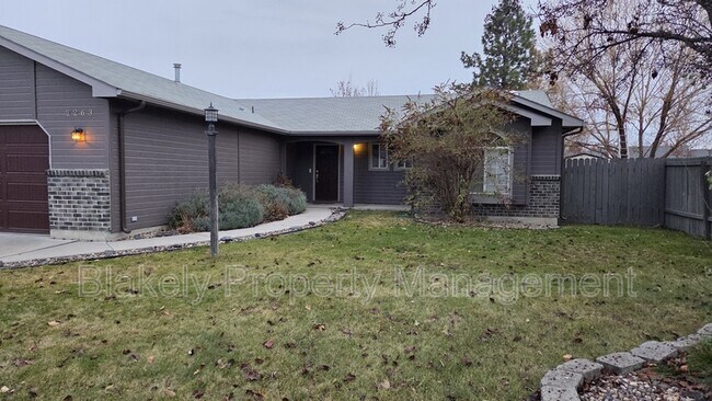 Foto del edificio - 2263 E Clarene St