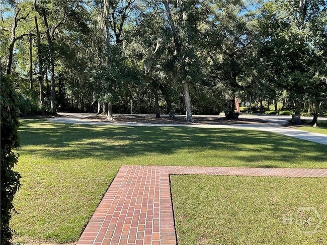 Foto del edificio - 902 Penn Waller Rd