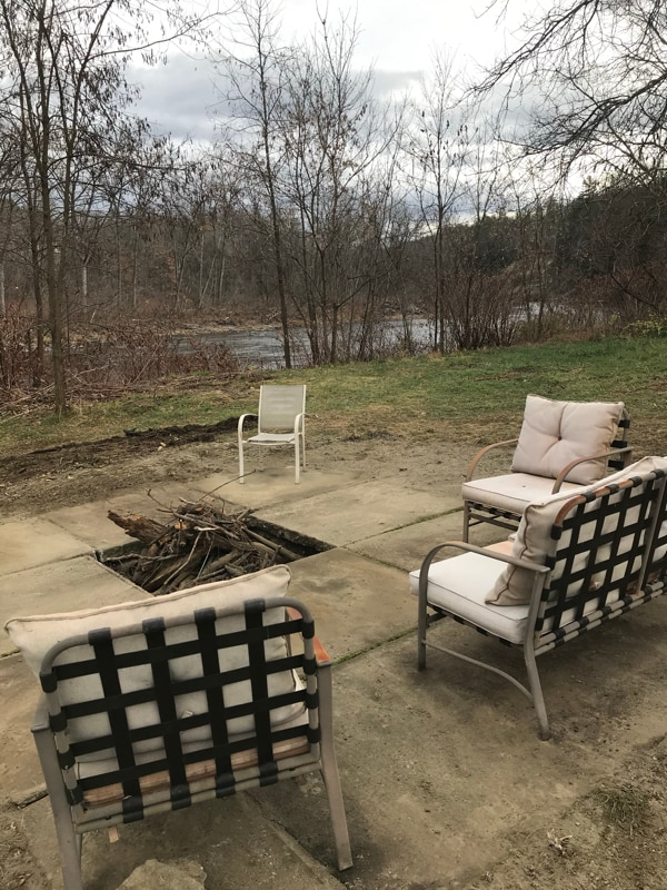 Building Photo - 259 River St Ext