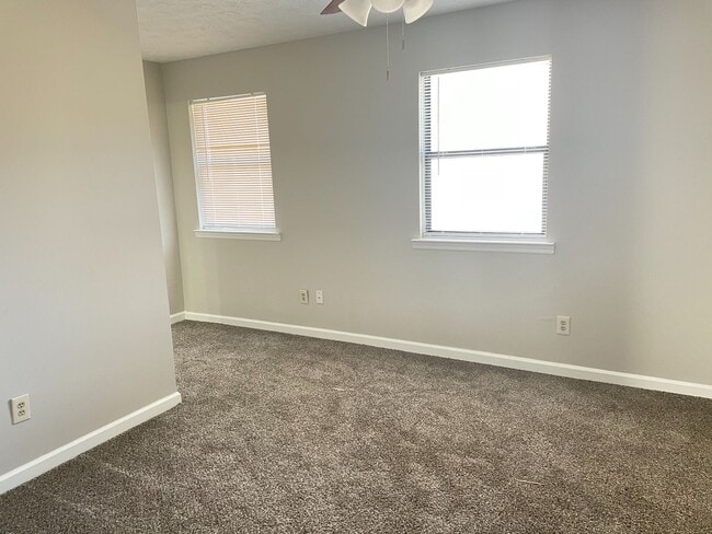 Foto del edificio - 2526 Sweetridge Ct