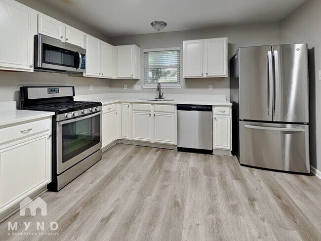 Foto del edificio - 19806 Azalea Valley Dr