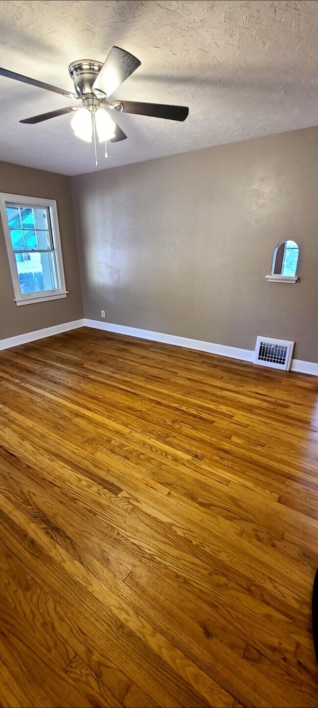 Foto del edificio - 2173 Telegraph Rd